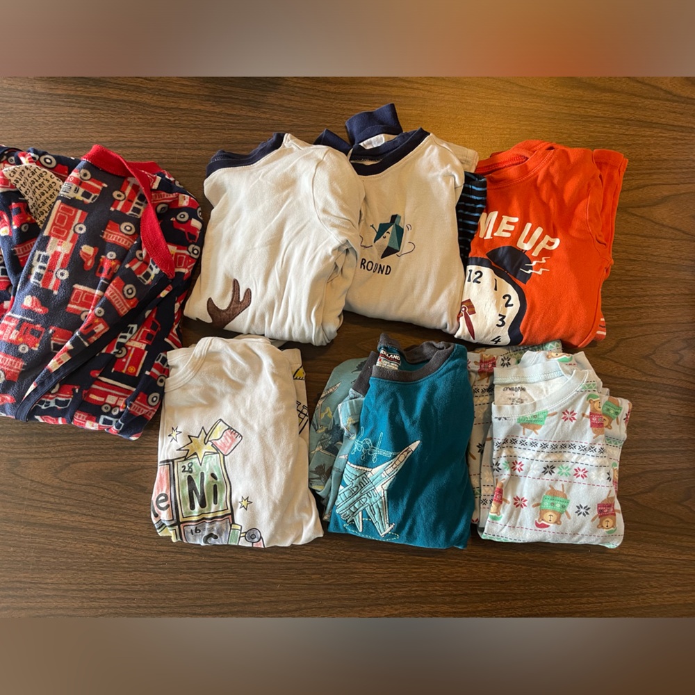 COPY - Boy pajamas long sleeve lot